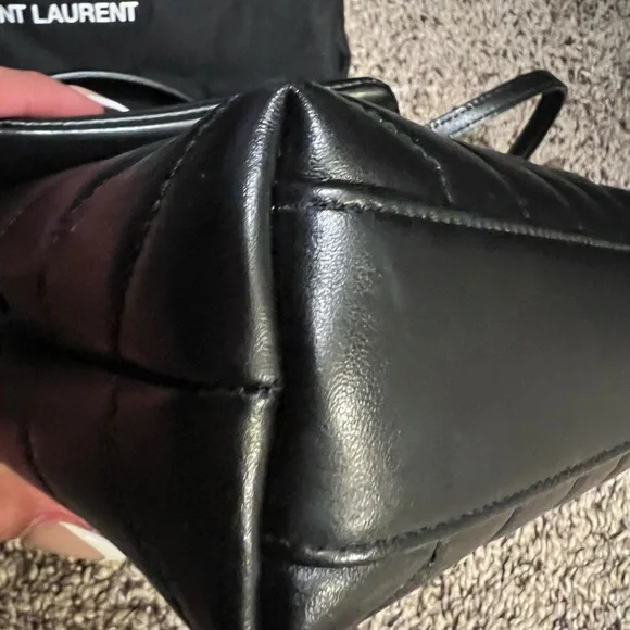Toy Loulou 😍 Black Leather Bag with Gold Logo - Picture 16 of 16